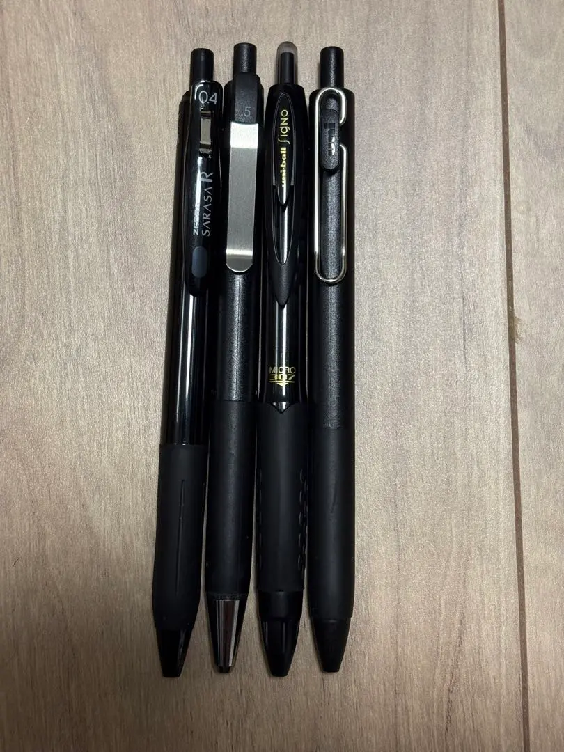 Thumbnail of Set of 4 black ballpoint pens