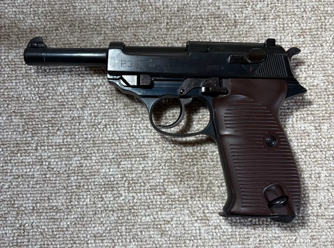 マルゼン ワルサーP38 ＋ 木製グリップ