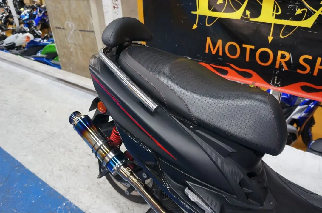 新品　シグナスX4型5型ブラックタンデムバーsed5j8j シグナスX型4型5型ブラックタンデムバーsed5j8jグラブバーリア