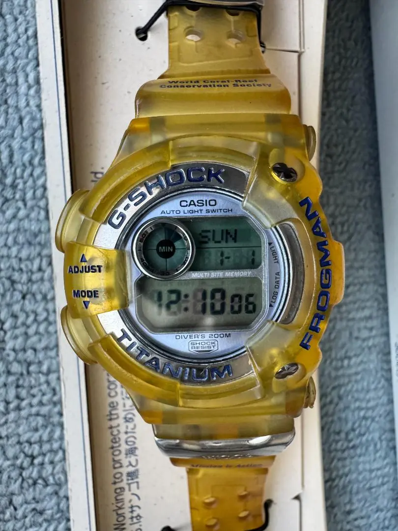 カシオG-SHOCK W.C.C.S. FROGMAN DW-9900WC-2T CASIO G-SHOCK DW-9900WC-9T FROGMAN WCCS White Skeleton Gold