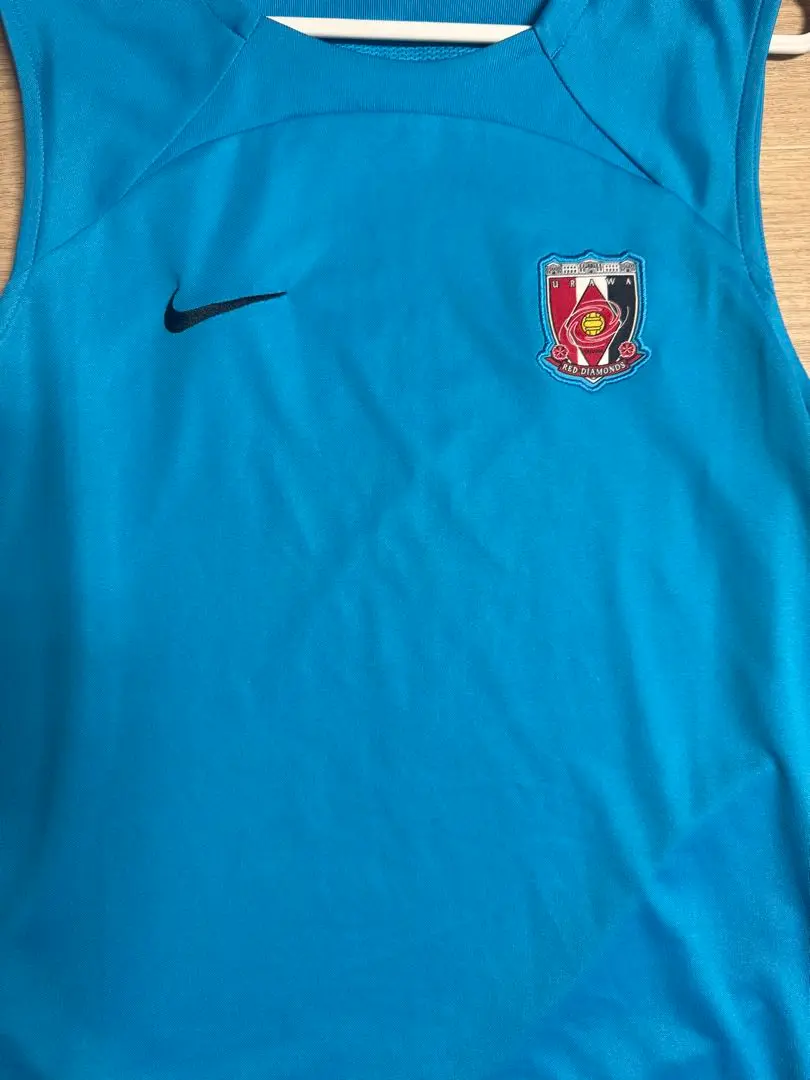 NIKE - ナイキ 浦和レッズ ジャージ ノースリーブ タンクトップ #4 選手 支給品 実使用 XL NIKE 2025年最新】浦和 タンクトップの人気アイテム - メルカリ