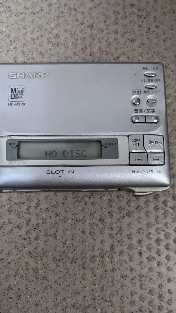 スケールモデル 新作 シャープポータブルMDプレーヤーMD−MS100管理ナンバー2196 ポータブルプレーヤー