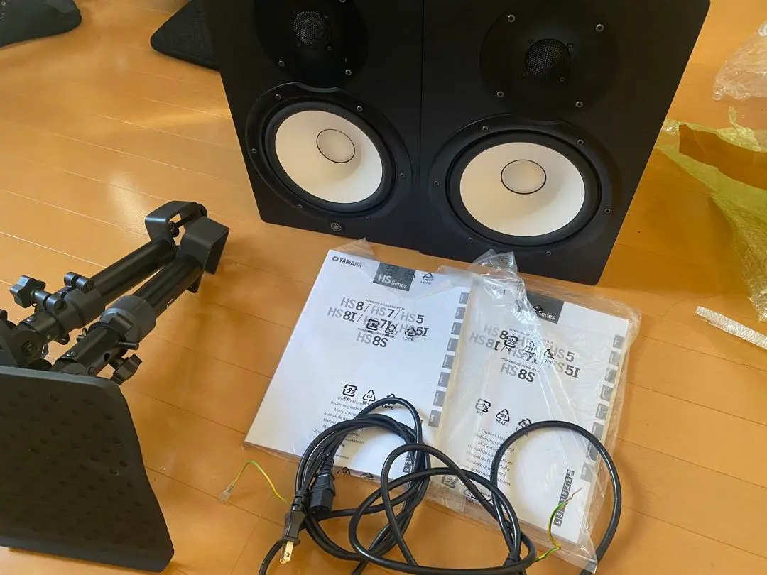 YAMAHA HS8 モニタースピーカー　単品 Amazon | ヤマハ YAMAHA パワードスタジオモニターHS8I