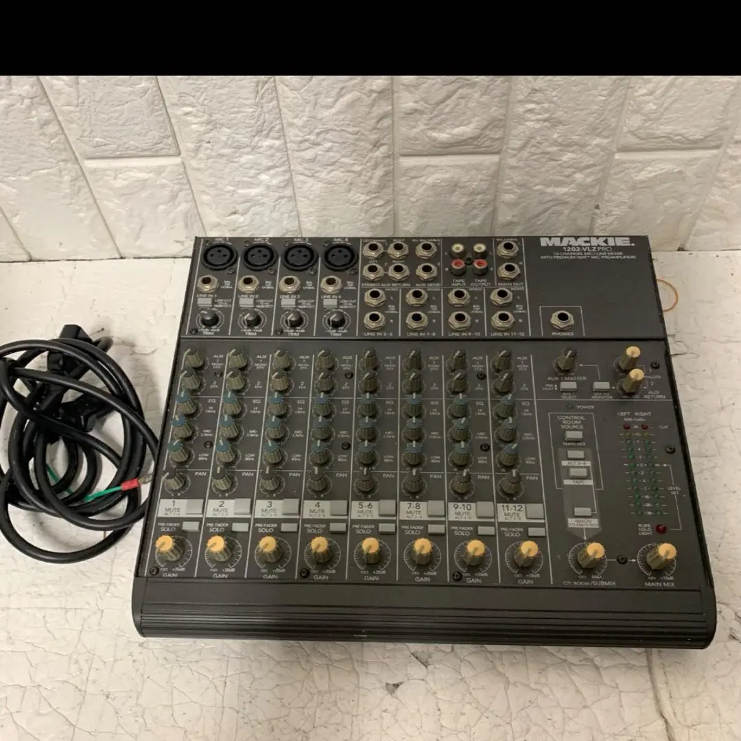 配信機器・PA機器・レコーディング機器 MACKIE 1202-VLZ PRO Mackie 1202-VLZ Pro 12-Channel Mixer | zZounds