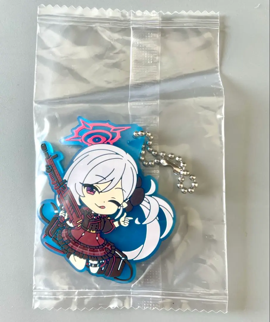 Thumbnail of Blue Archive Mutuki rubber strap keychain, unopened