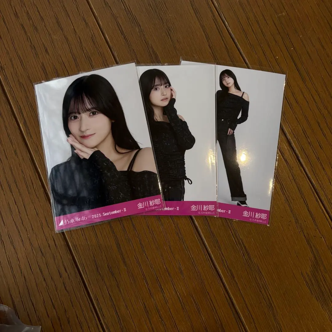 Thumbnail of Nogizaka46 Official Photo Saya Kanagawa Shoulder-Baring Top Complete Set