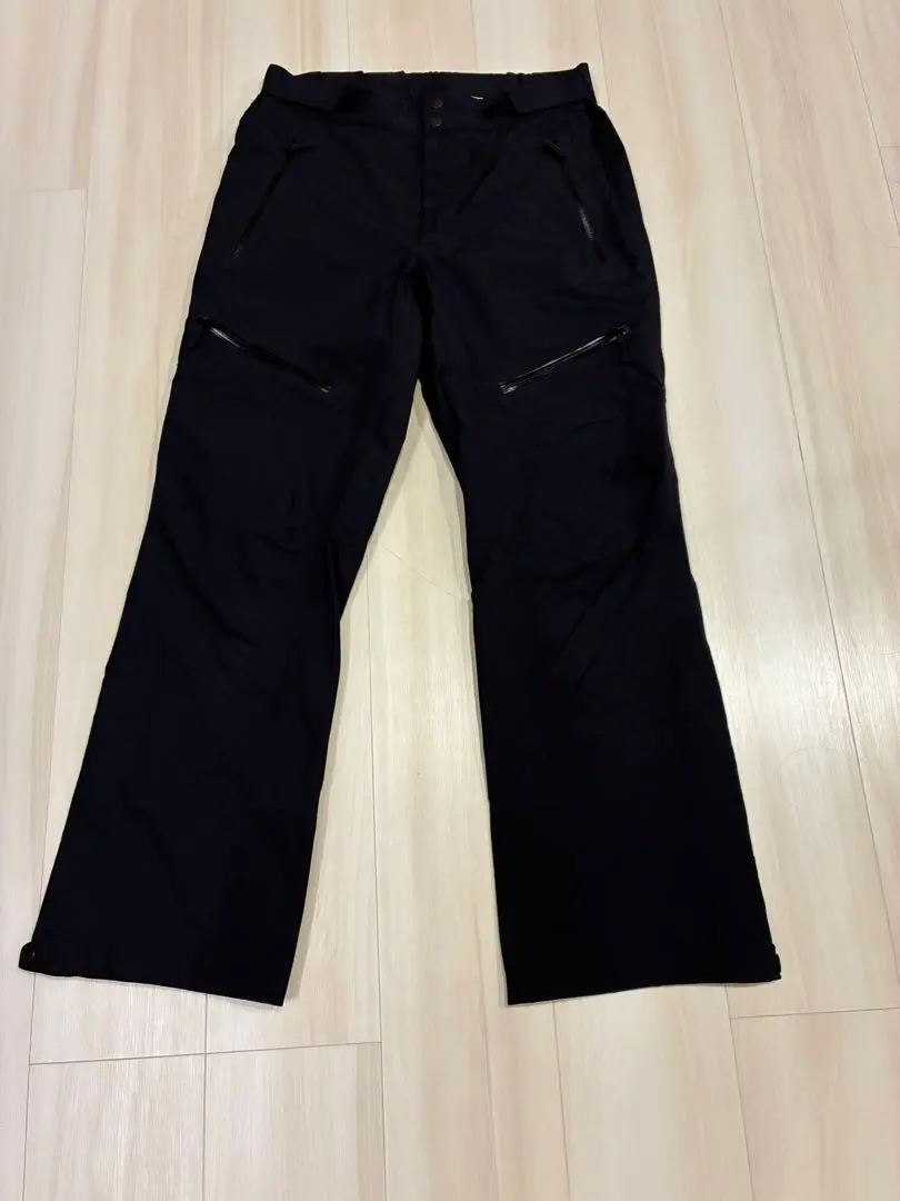 Thumbnail of Weekend Only: THE NORTH FACE Ski/Snowboard - M - Black
