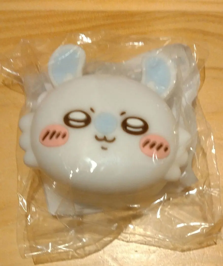 Thumbnail of Chikawa Momonga Face Silicone Pouch