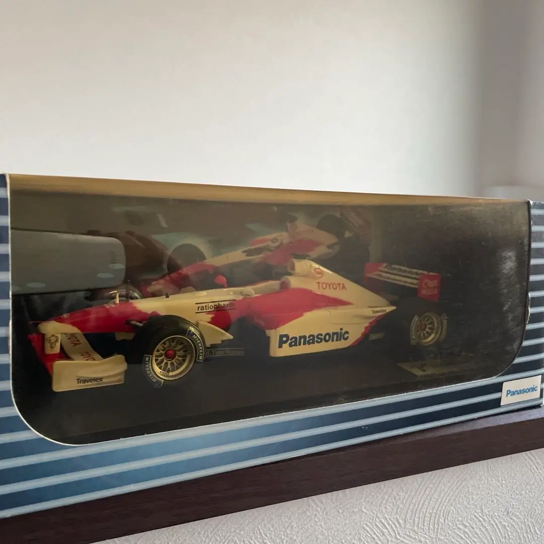 限定　未使用　ミニチャンプス　1/18 パナソニックトヨタレーシング　2005 1240010370236_1.jpg