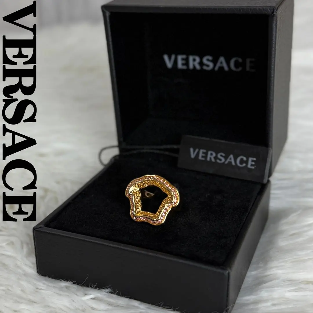 Thumbnail of Excellent condition ♡ Boxed ♡ VERSACE Versace Medusa Gold Hardware Ring Size 7