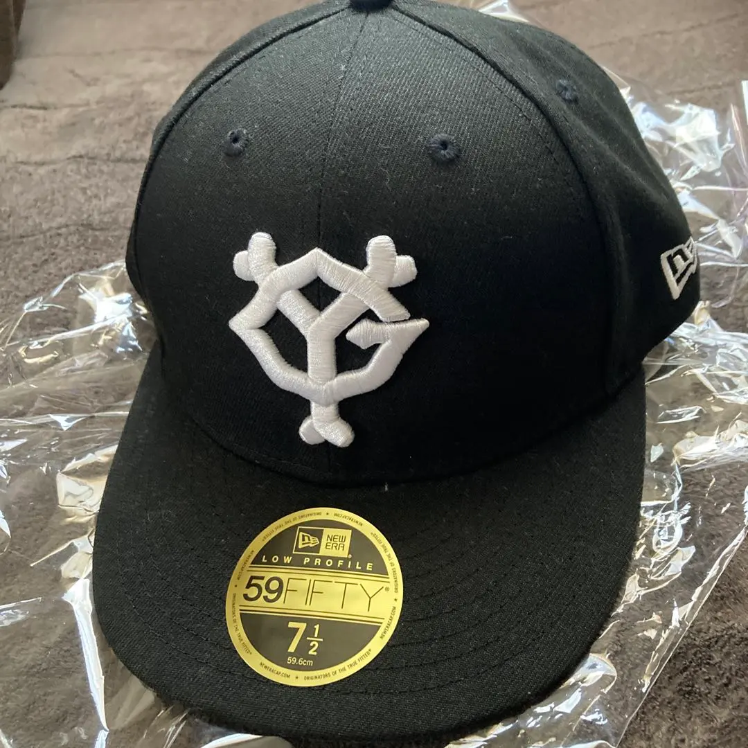 Thumbnail of New Era 59FIFTY Black Cap 7 1/2