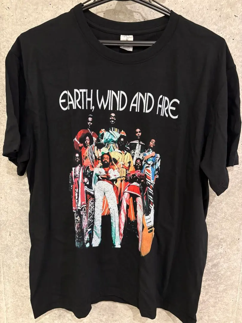 アース・ウィンド・アンド・ファイアー バンド Tシャツ 黒 楽天市場】EARTH, WIND & FIRE アース・ウィンド・アンド