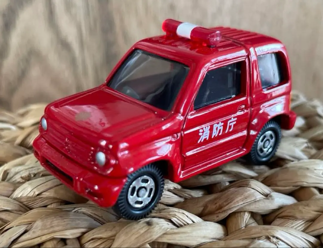 2025年最新】トミカ 三菱 パジェロ 消防車の人気アイテム - メルカリ