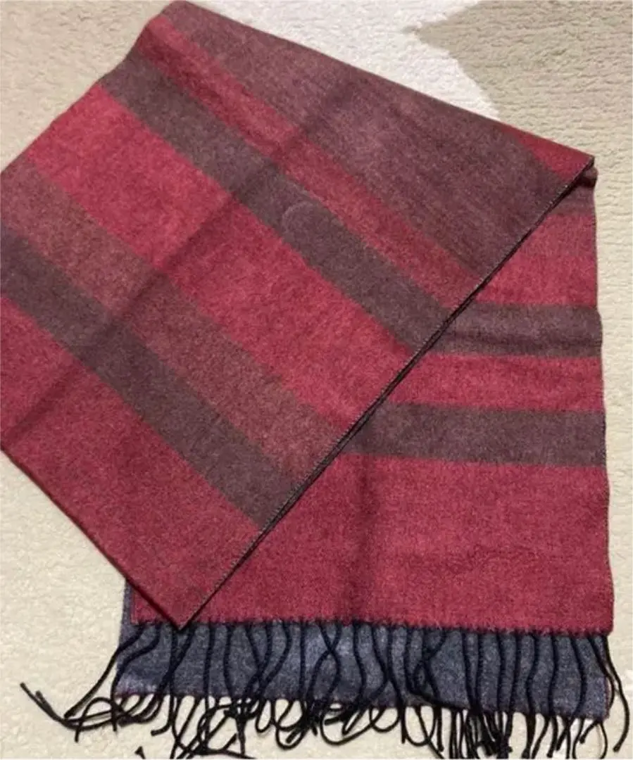 Thumbnail of Salvatore Ferragamo muffler stole