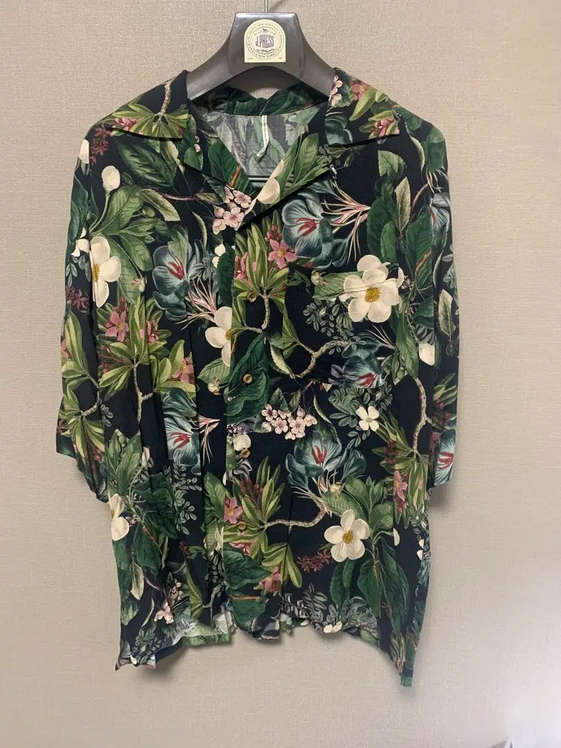 美品23SS エムズブラック フラワー アロハ シャツ 905O▲ 美品23SS エムズブラック フラワー アロハ シャツ 905O△ - メルカリ
