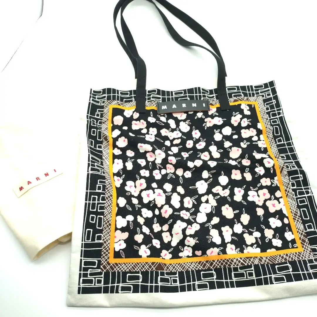 【新品・未使用・保存袋】MARNI マルニ フラワープリント バンダナトート 楽天市場】【定価1.9万】 マルニ MARNI バンダナトート バー