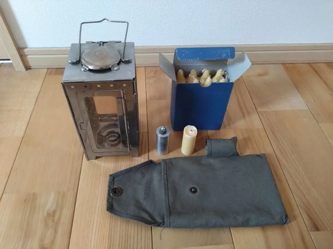 ☆③激レア スイス軍　フォールディングキャンドルランタン ブッシュクラフト　野営 Vintage Swiss army folding candle lantern スイス軍