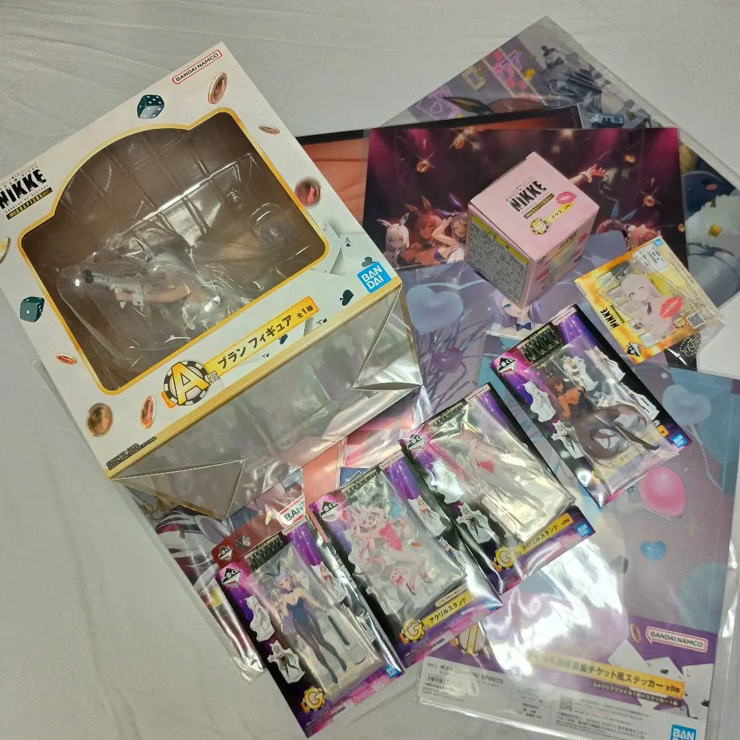 2025年最新】勝利の女神:NIKKE プレイマット Aの人気アイテム