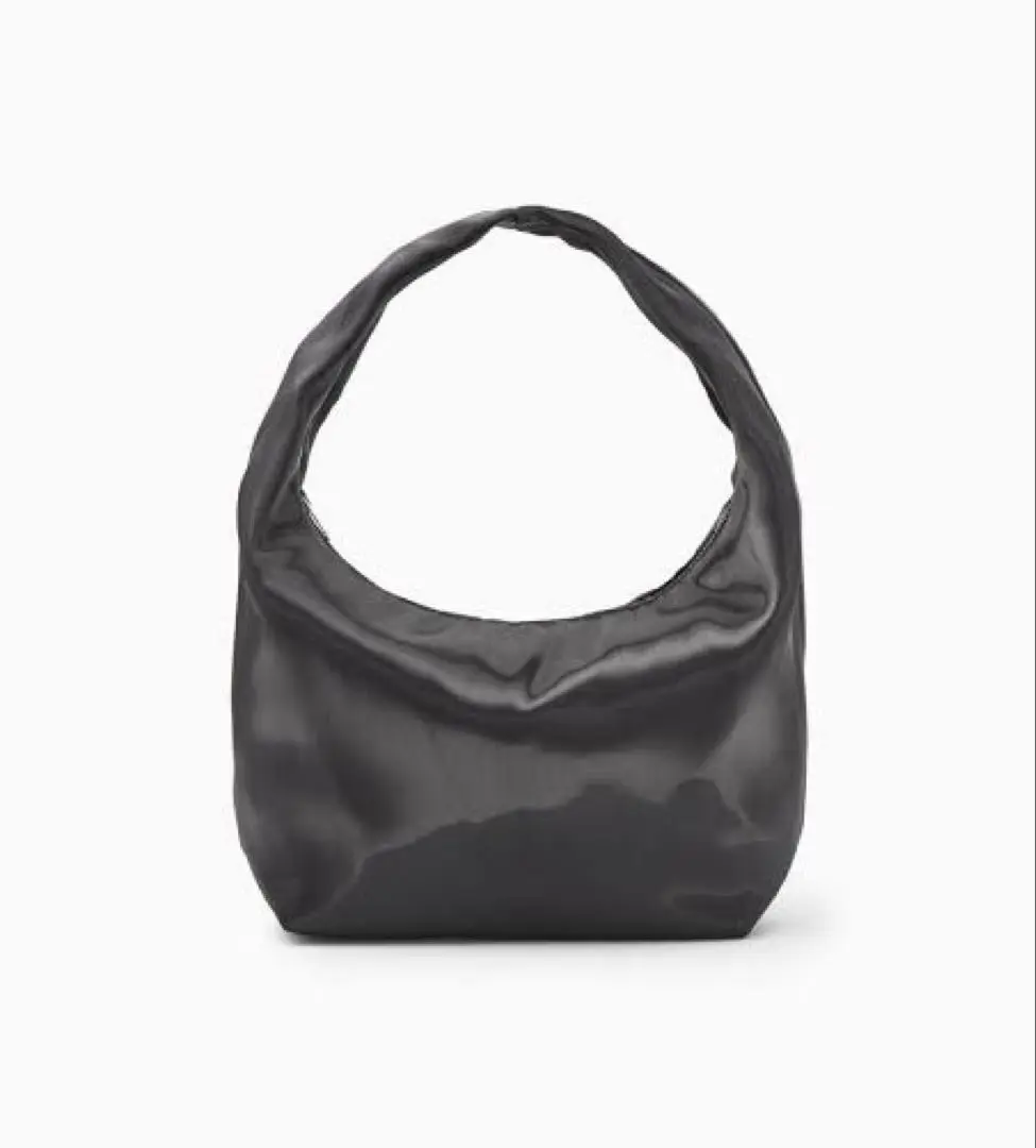 COS コス ハイシャインショルダーバッグ ネイビー HIGH-SHINE SHOULDER BAG ハイシャインショルダーバッグ｜COS