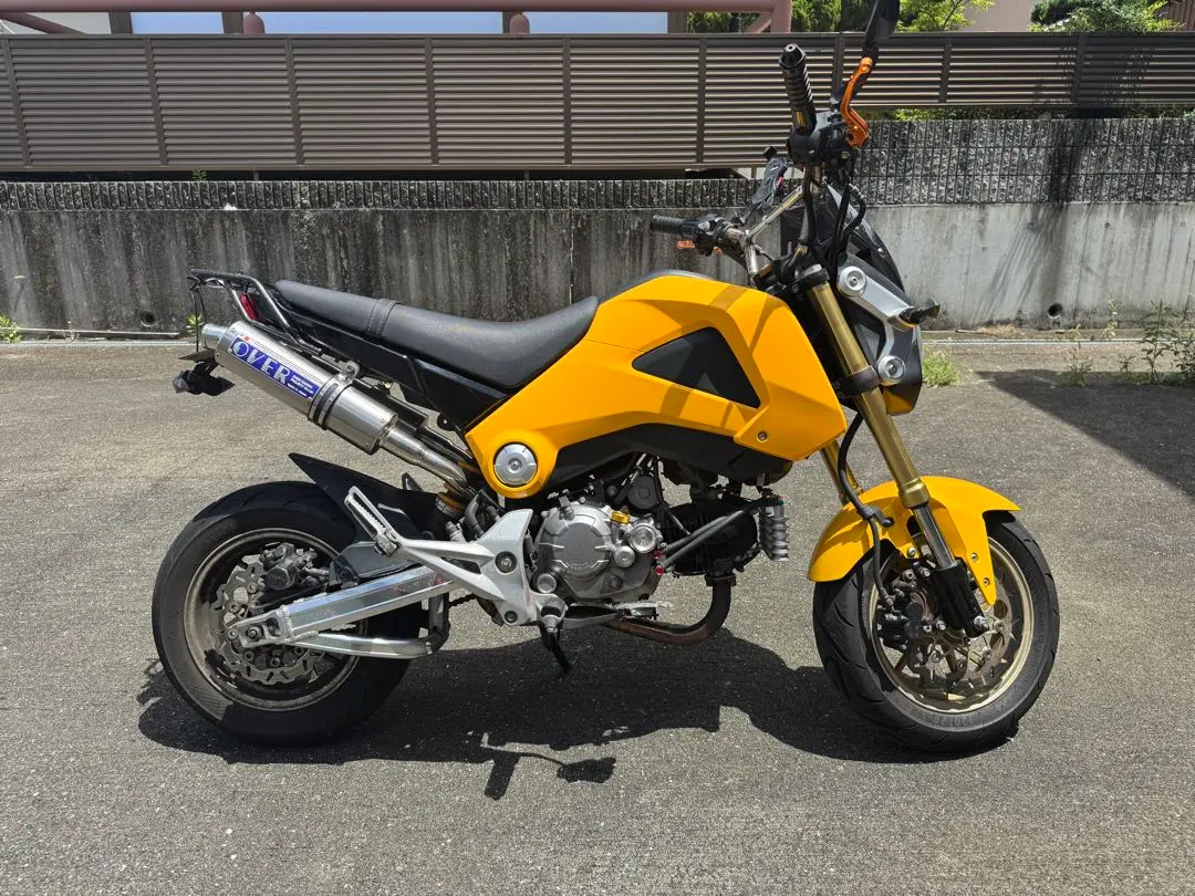 （中古品）タイヤセット　GROM JC75 2025年最新】グロム タイヤの人気アイテム - メルカリ