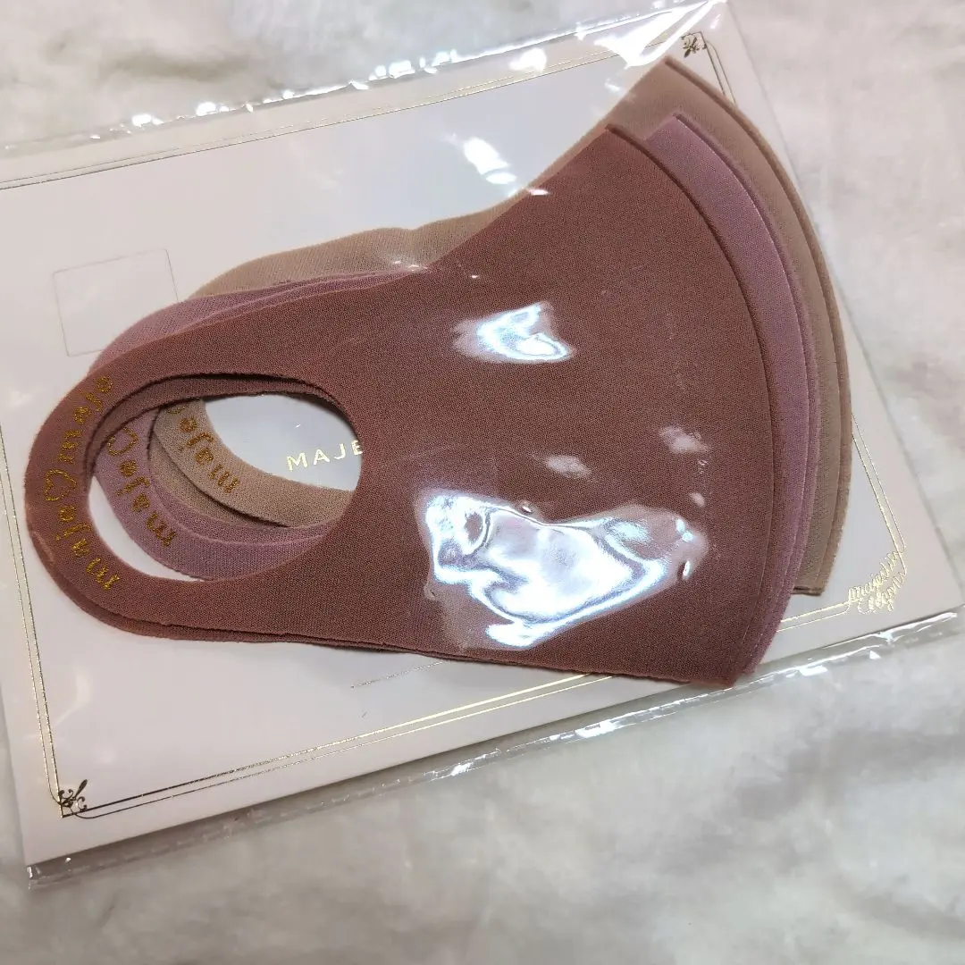 Thumbnail of MAJESTIC LEGON 3D Mask, Pink Beige