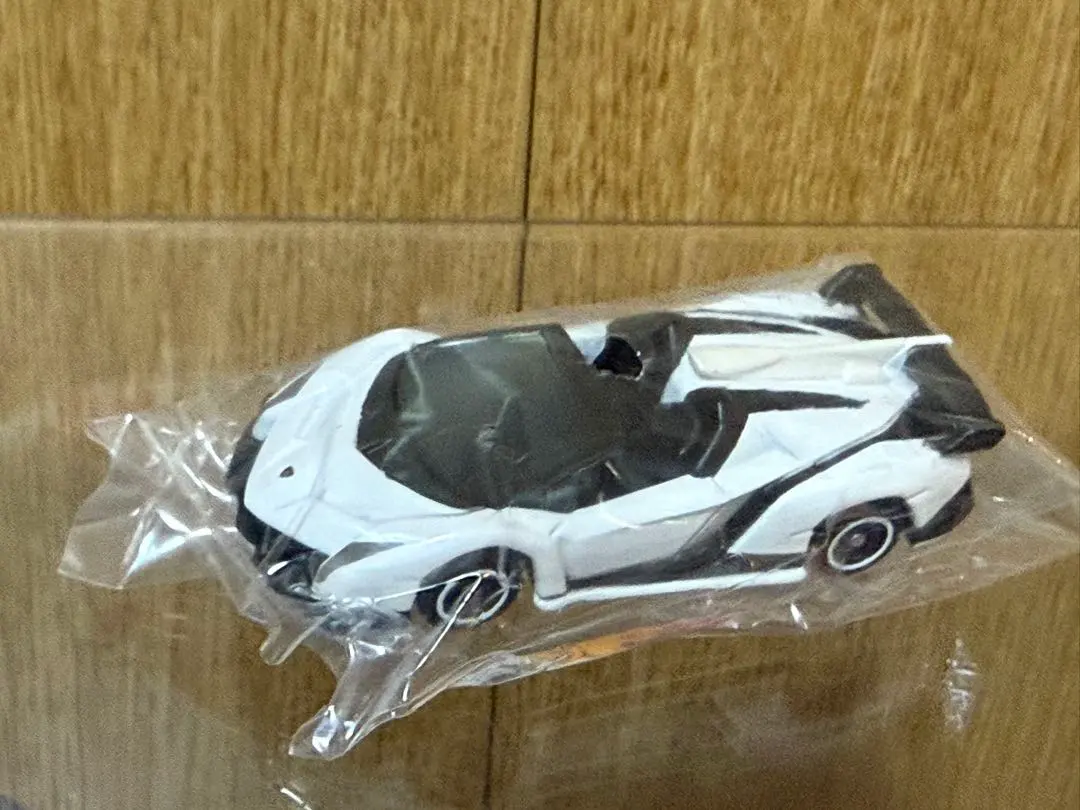 Thumbnail of Asia Exclusive Tomica Lamborghini Veneno Roadster