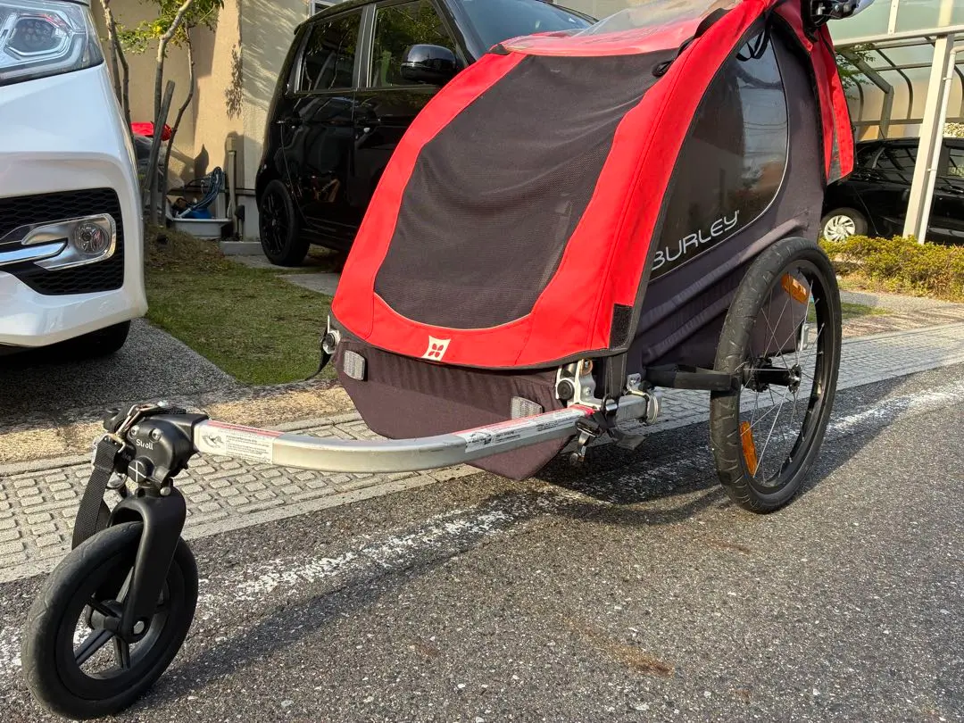 Burley チャイルドトレーラー 赤黒 2025年最新】チャイルドトレーラー burleyの人気アイテム - メルカリ