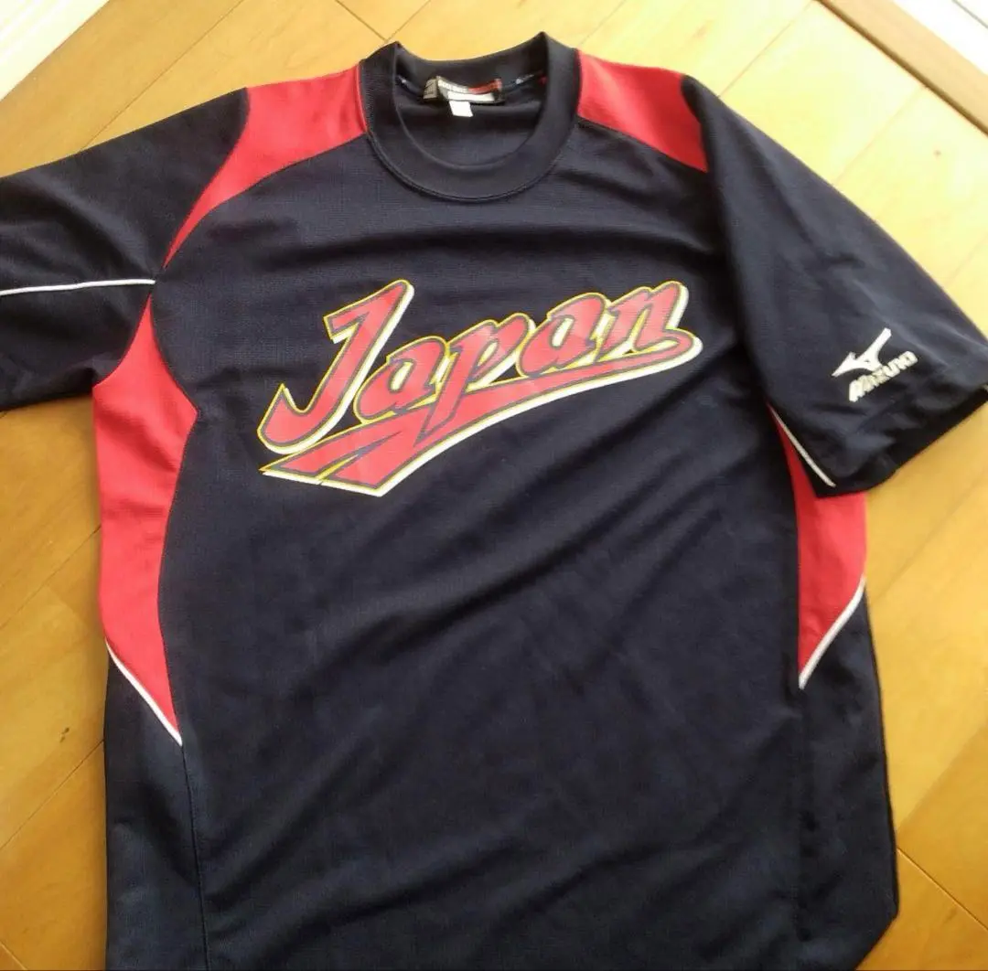 新品未使用!09WBC優勝トロフィー-イチローTシャツ　黒　L 2025年最新】wbc イチロー tシャツの人気アイテム - メルカリ