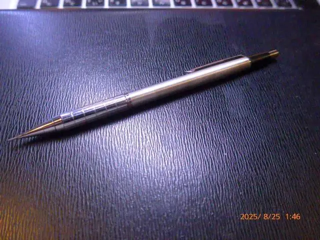 貴重　美品！ぺんてる　PG15 05 シルバー シャープペンシル 本体 ぺんてる PG-メタル 350 0.5 MM シャープペンシル アソート