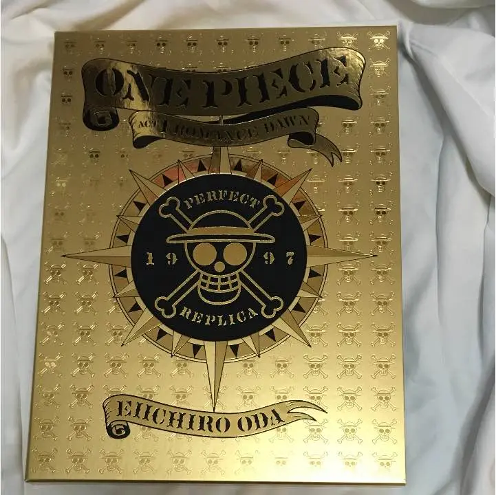 ワンピース【シリアル付き】受注生産限定】第１話複製原稿BOX Amazon.co.jp: ONE PIECE 第1話複製原稿BOX ROMANCE DAWN −冒険