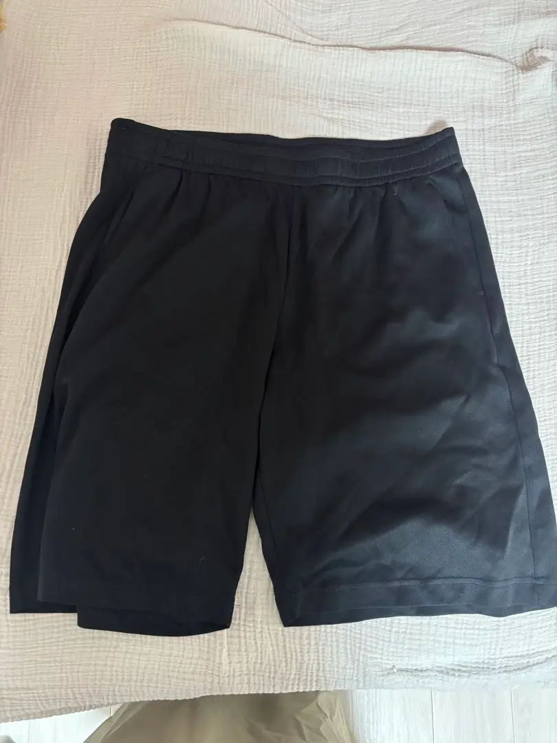 Thumbnail of Black half pants, size L