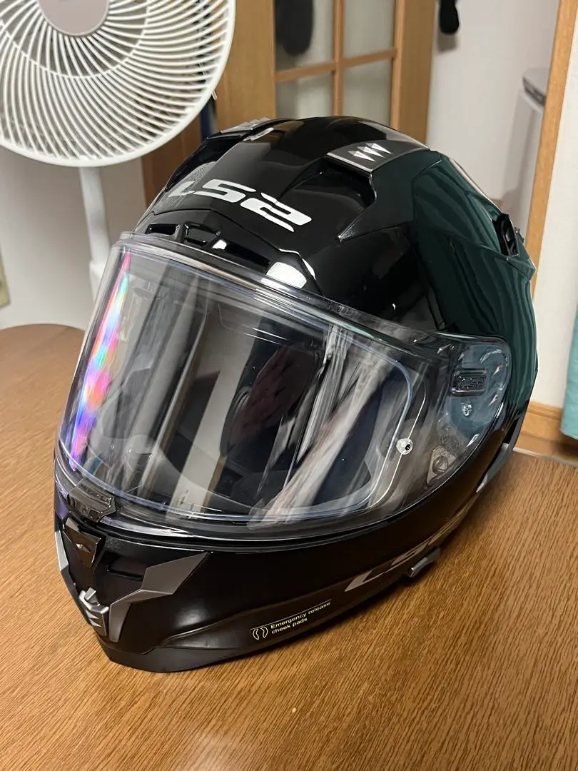 LS2フルフェイスヘルメット　値下げ20.000円→17.000円 LS2フルフェイスヘルメット値下げ20.000円→17.000円