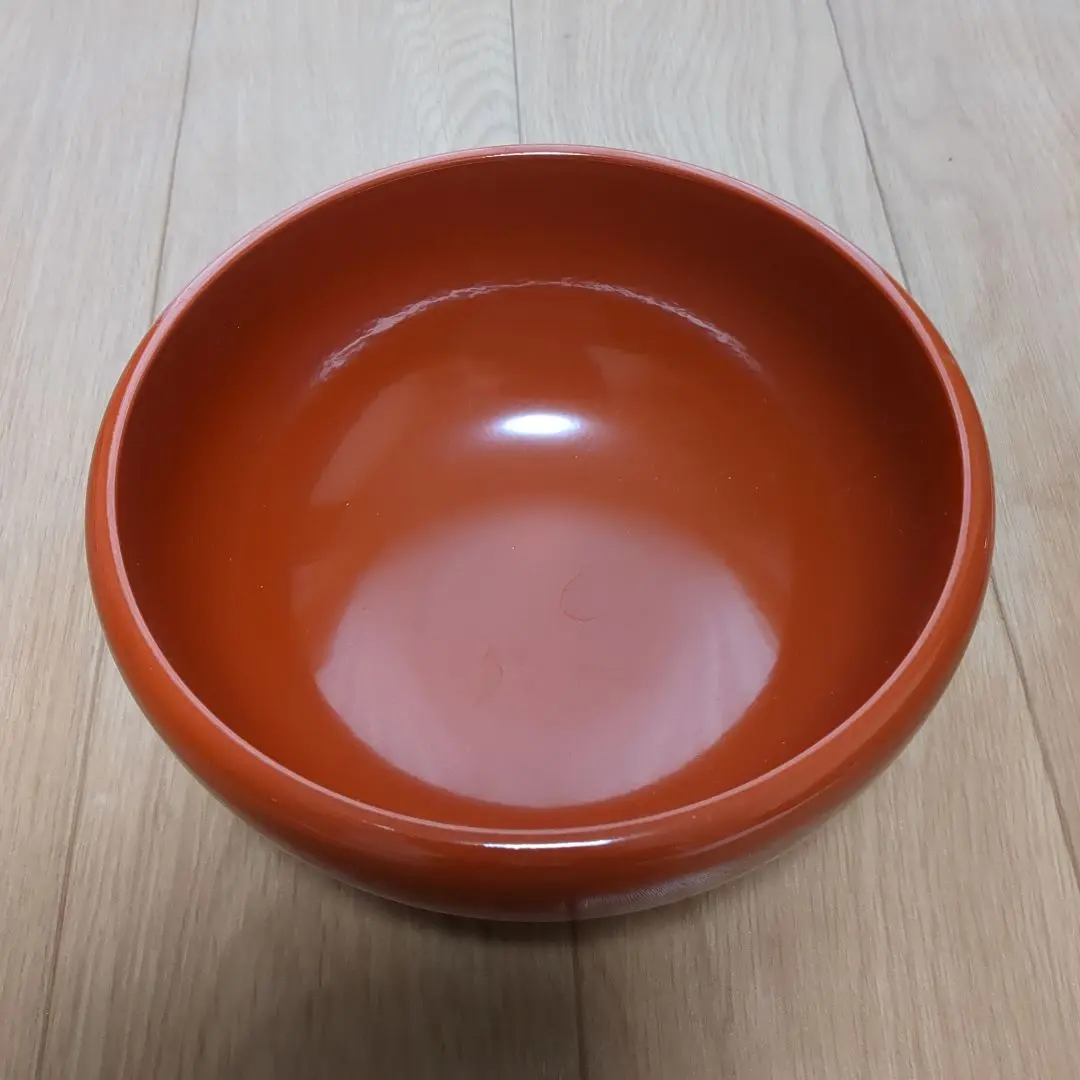 Thumbnail of Urushi lacquerware bowl, orange, round