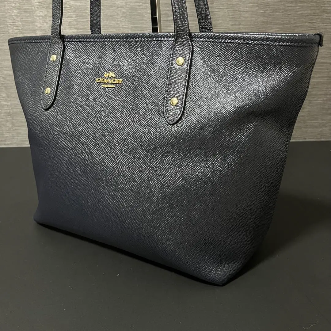 コーチ　レザー　シボ革　舟形トートバッグ　ゴールド金具　A4収納　F57522 2025年最新】f57522の人気アイテム - メルカリ
