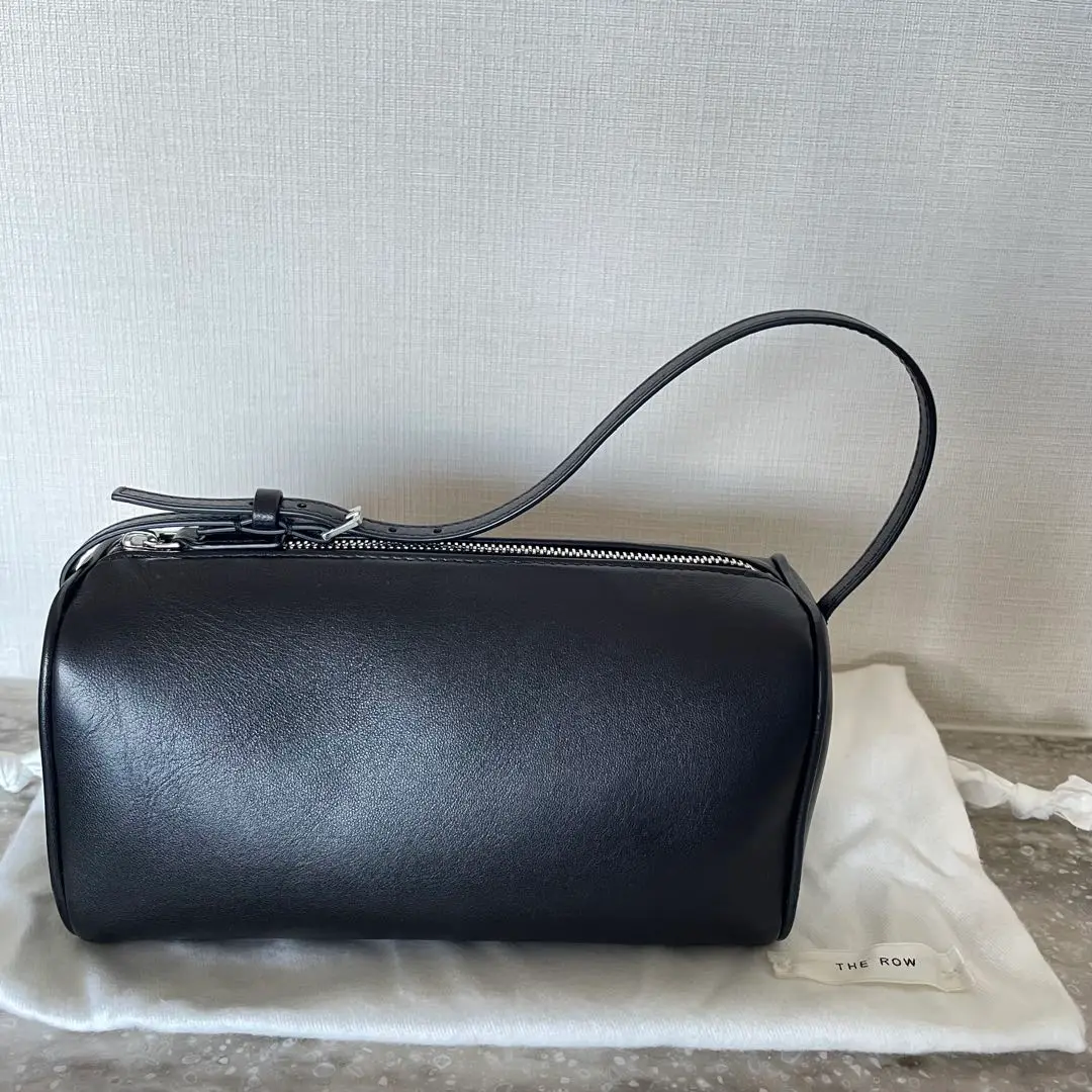 新品未使用 THE ROW 90's バッグ ブラック 90's Bag Black in Leather – The Row