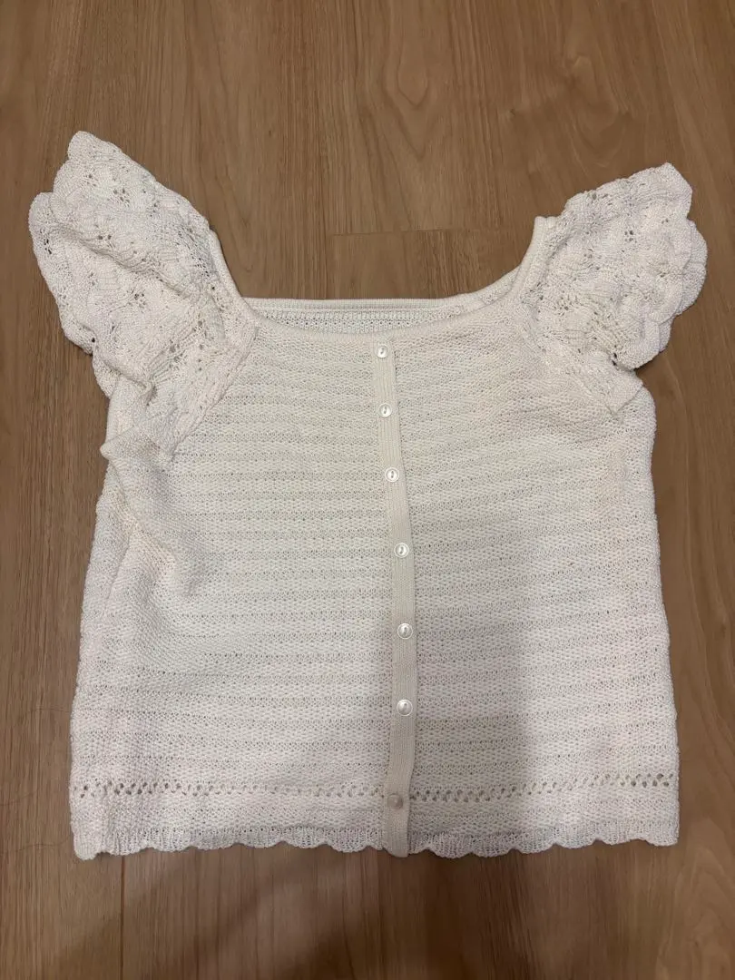 Thumbnail of GU Frill Sleeve White Cardigan M