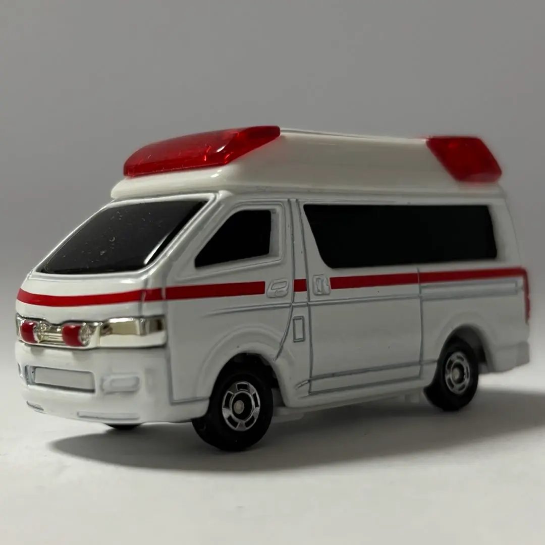 2025年最新】トミカ 救急車 4dの人気アイテム - メルカリ