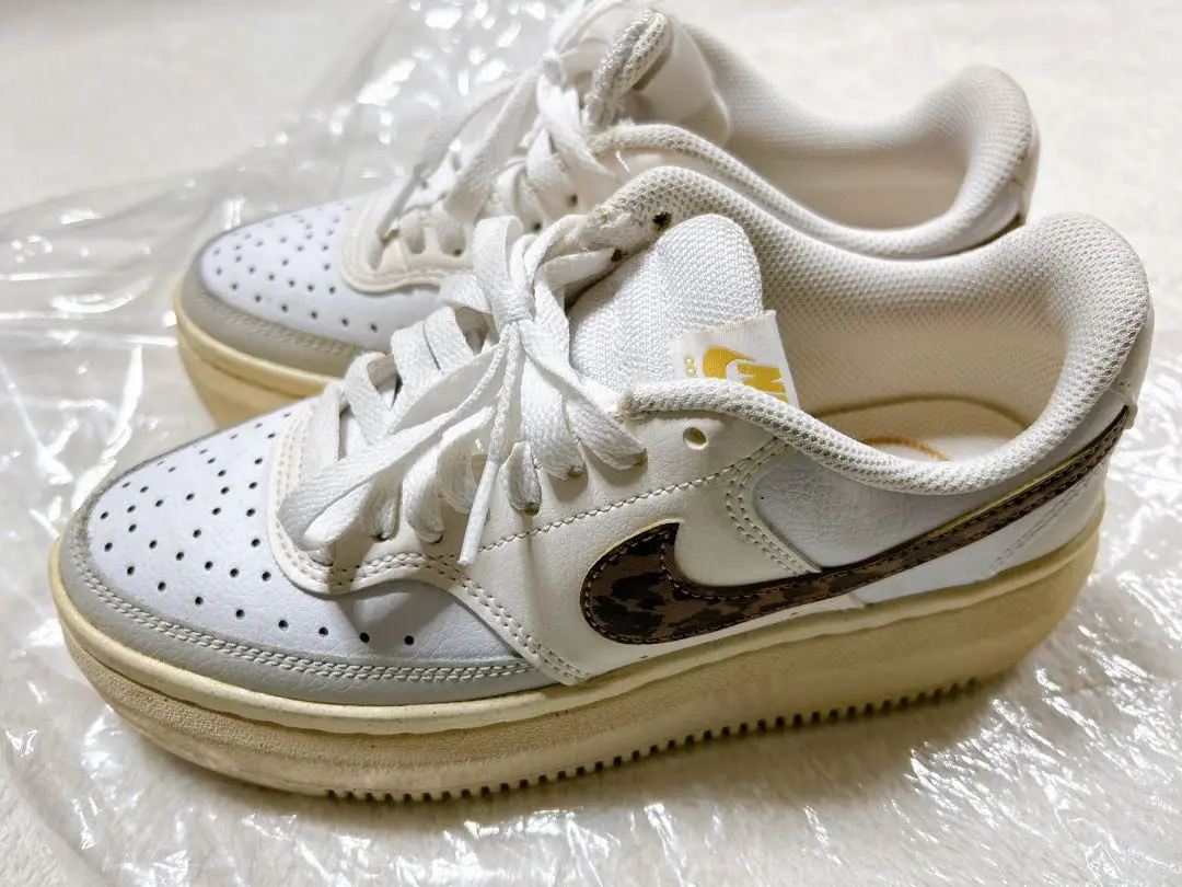 【NIKE】\"Air Force 1\" レザー 箱付き スニーカー ヒョウ柄 レオパード（ヒョウ柄） Nike AIR FORCE 1(ナイキ エアフォース
