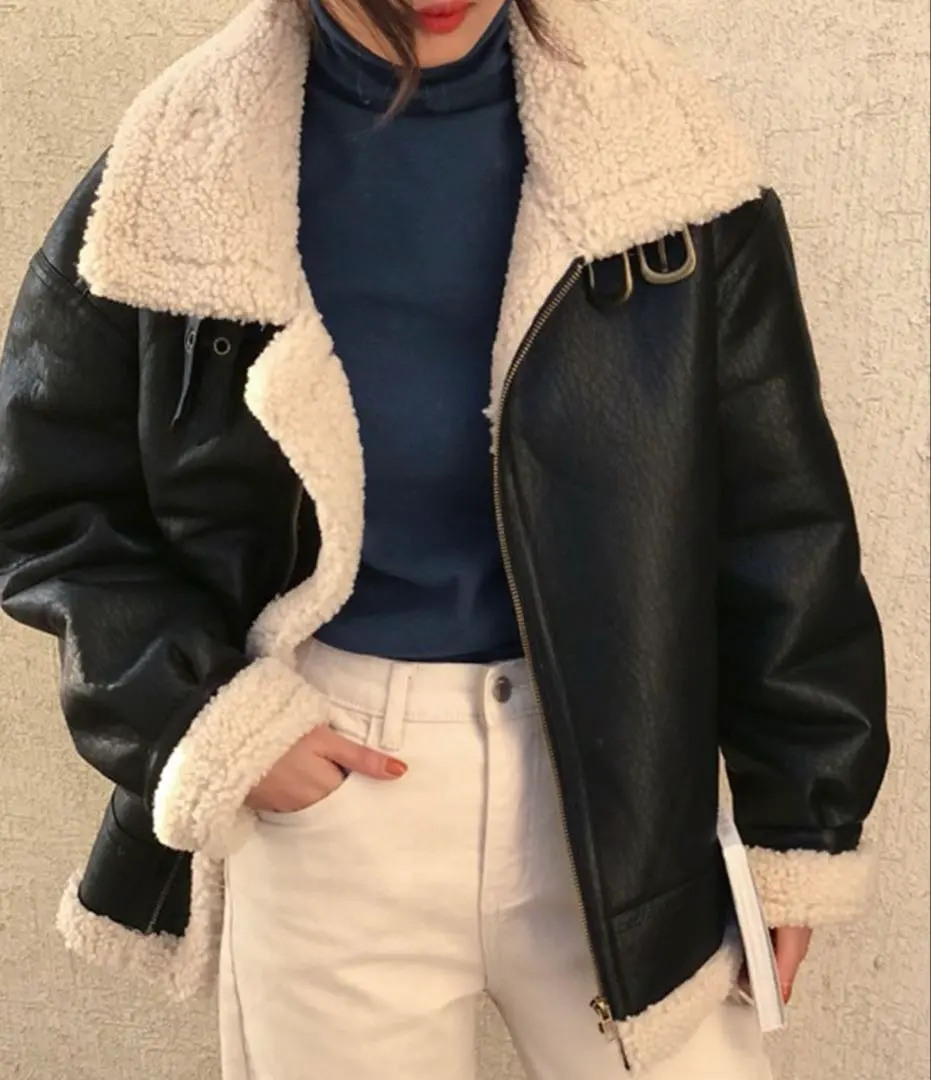 girlydoll 毛絨絨短外套 的縮圖