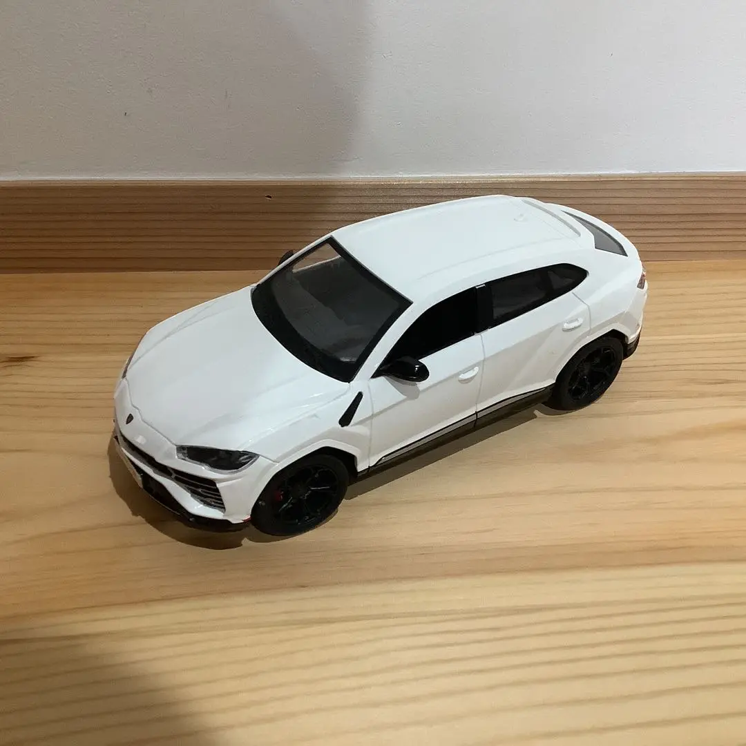 フー@プロフ‼️ランボルギーニ　ウルス　乗用ラジコン　結婚式　ラジコン 楽天市場】電動乗用ラジコン ランボルギーニ ウルス URUS W