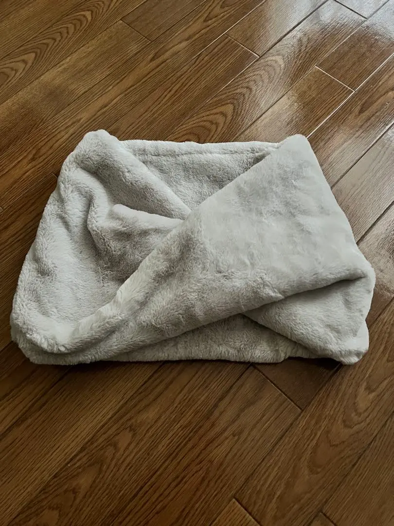 Thumbnail of Fur Snood, Gray