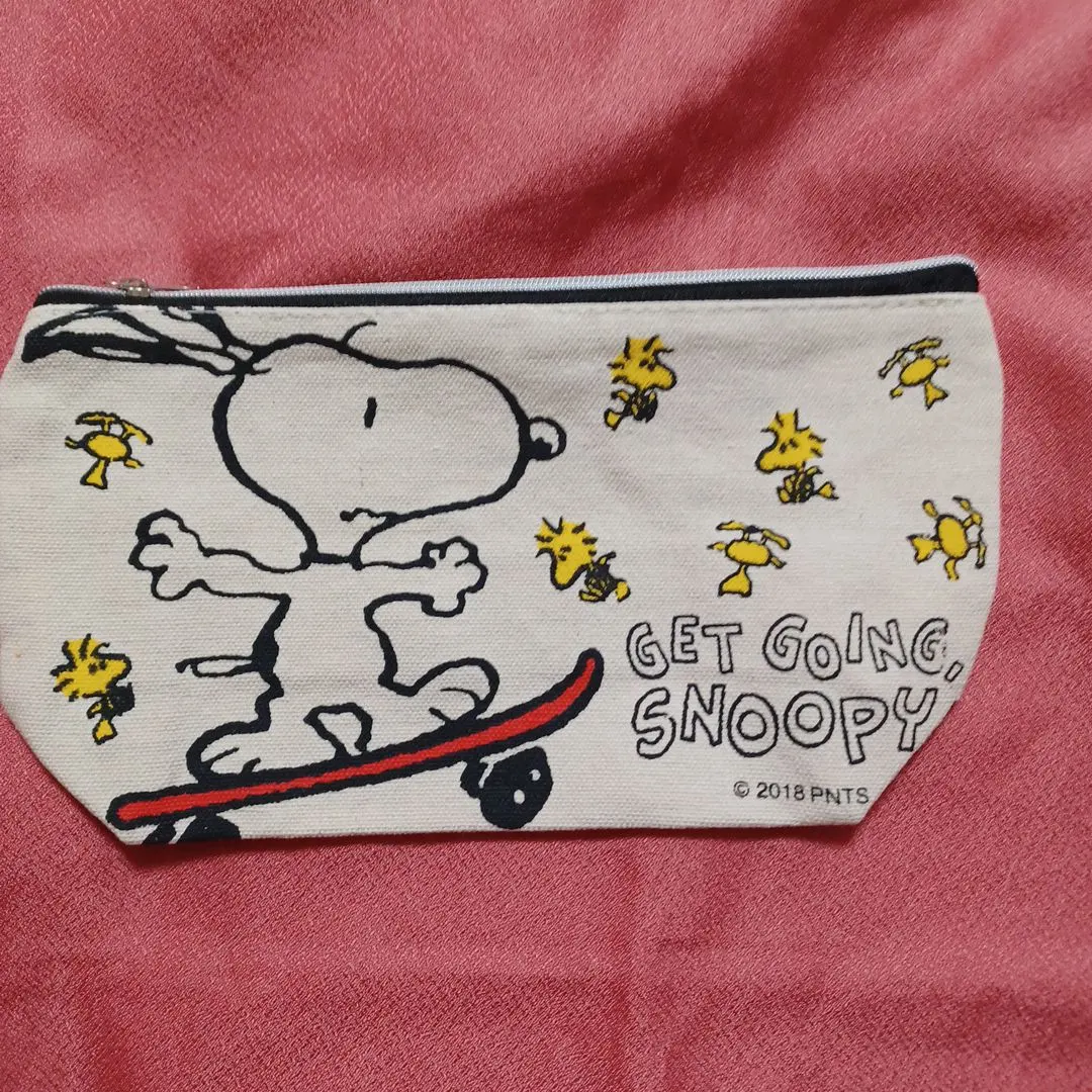 Thumbnail of Snoopy Canvas Square Pouch (Skateboard ②)