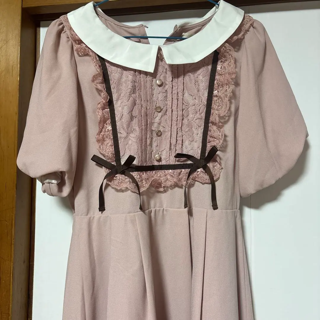 Thumbnail of Pink knee-length dress with lace