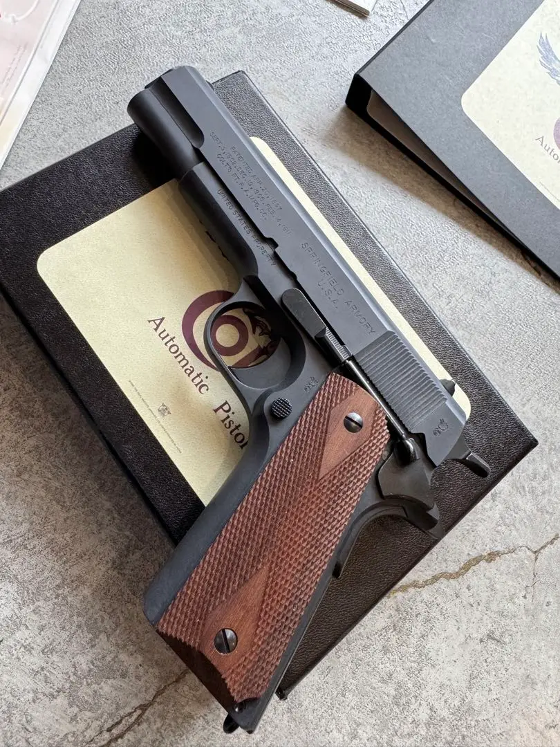 リアルマッコイズ .45 ACP  M1911A1 ガバメント 六研 リアルマッコイズ .45 ACP M1911A1 ガバメント 六研 - メルカリ