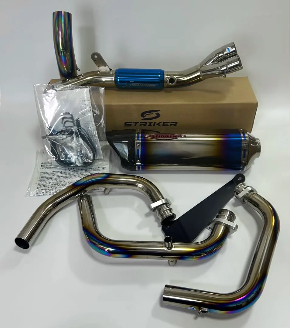 2025年最新】STRIKER マフラーの人気アイテム - メルカリ