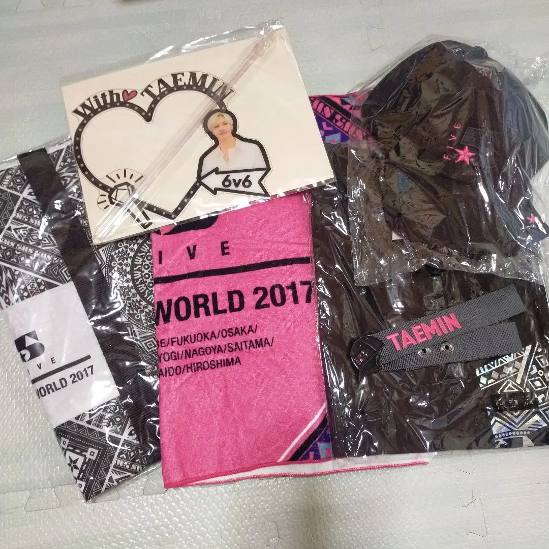 20点セット ライブ公式グッズ SHINee テミン グッズセット TAEMIN SHINetter ｼｬｲﾆｯﾀｰ on X: 