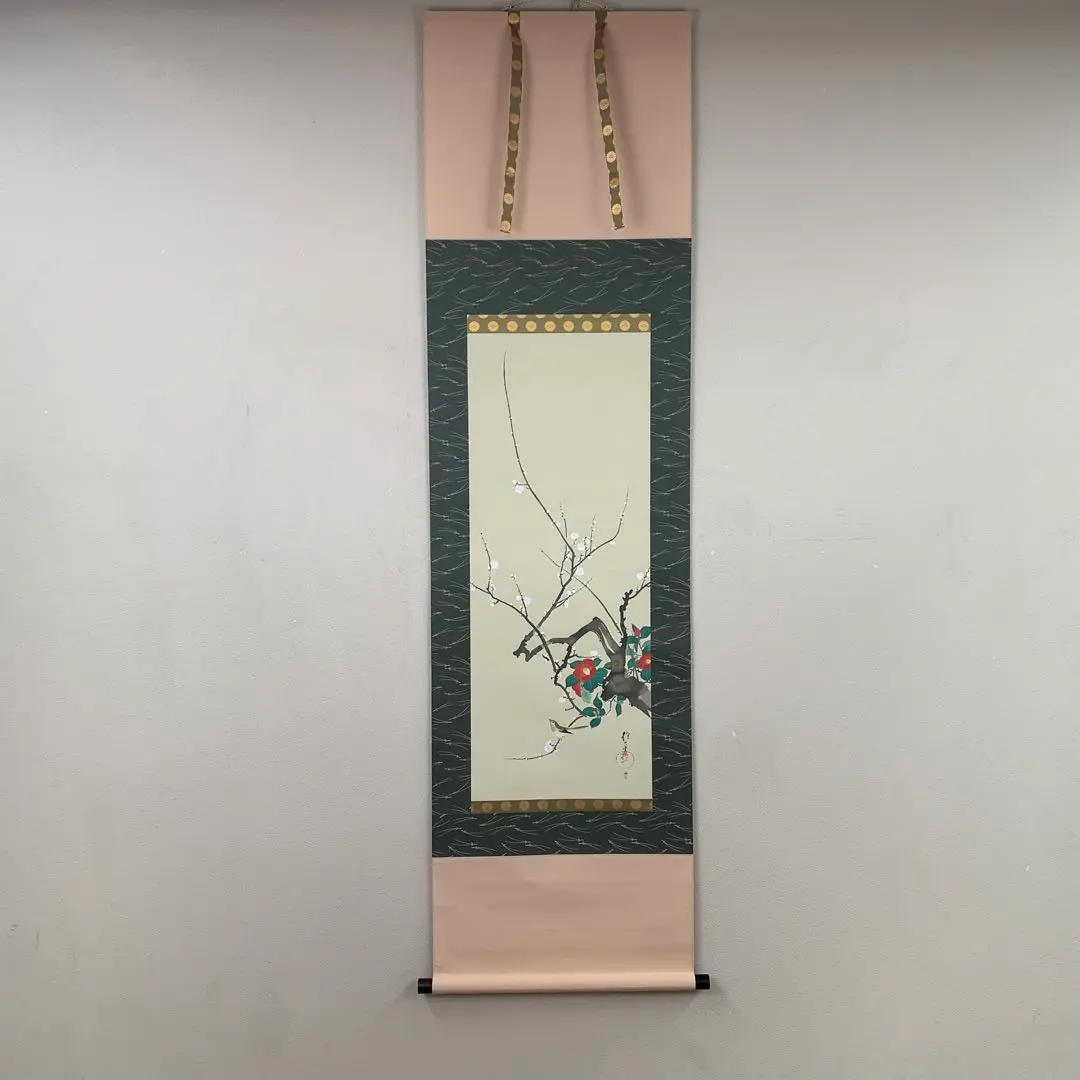 美品 掛け軸 酒井抱一筆 梅椿に鶯図 太巻き付 花鳥十二ヶ月 酒井抱一 「十二か月花鳥図」 一月 「梅椿に鶯図」 複製掛軸