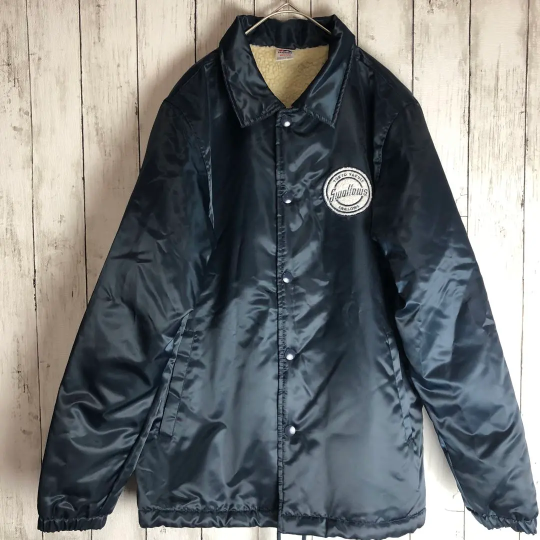CREW アイテムジャケット　ヤクルトスワローズ　アウター　会員記念品　Mサイズ CREW アイテムジャケット ヤクルトスワローズ アウター 会員記念