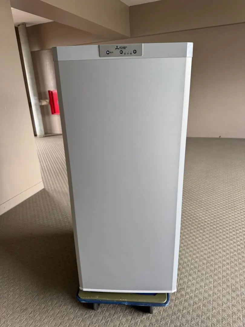 ［専用ページ］三菱ノンフロン冷凍庫　MF-U12D-S1 2020年製　121L 専用ページ］三菱ノンフロン冷凍庫 MF-U12D-S1 2020年製 121L