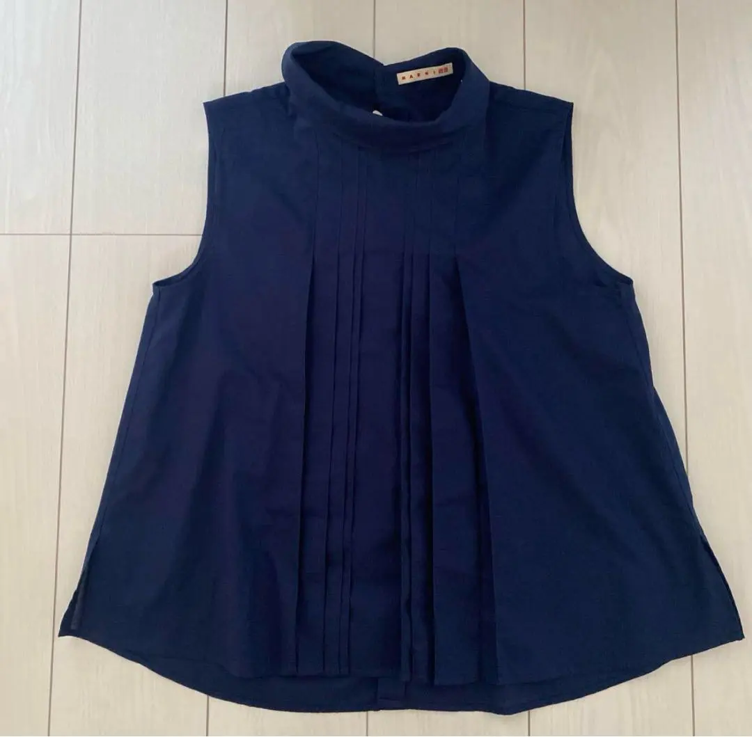 Thumbnail of UNIQLO x MARNI Sleeveless Tuck Blouse, Navy - Uniqlo Marni